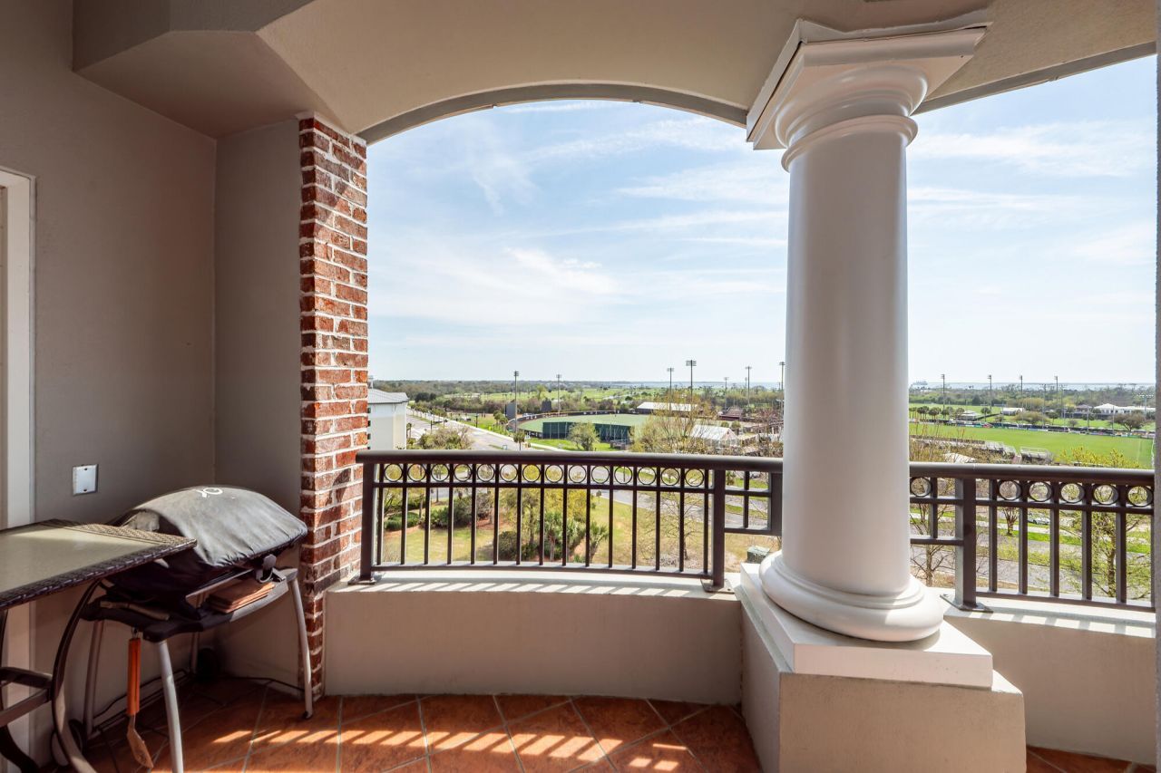 283 S Plaza Court Photo 63