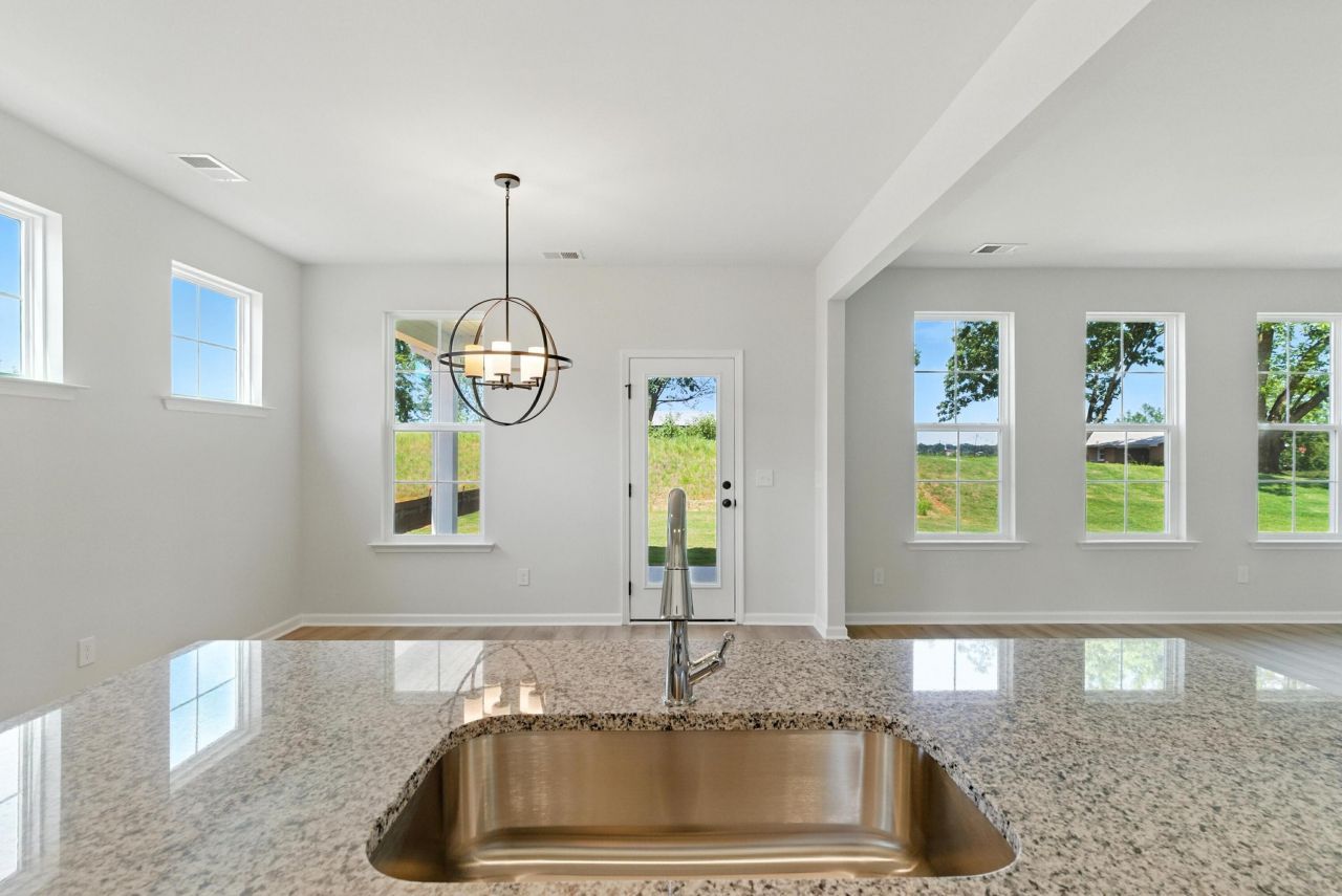 73 Crosswick Street Photo 16