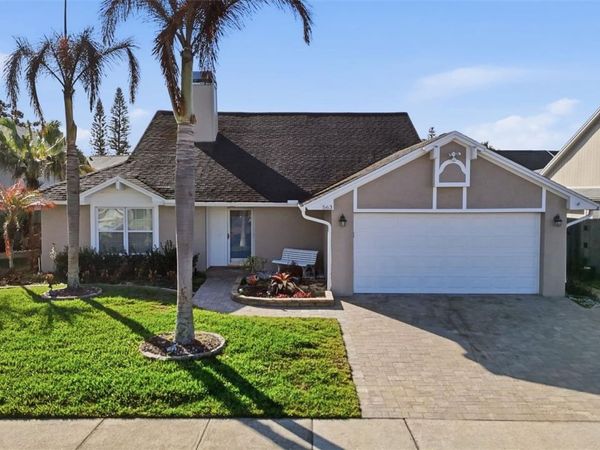 563 W SPRINGTREE WAY , LAKE MARY, FL 32746