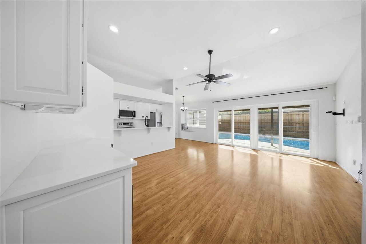 563 W Springtree Way , Lake Mary, FL 32746 Photo