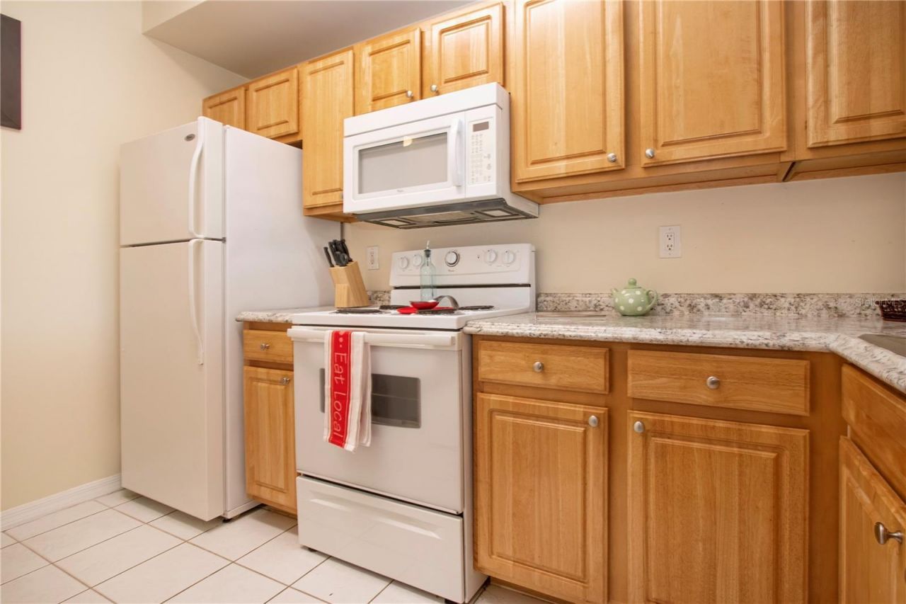 5711 Bentgrass Drive, Unit 19-202, Sarasota, FL 34235 Photo