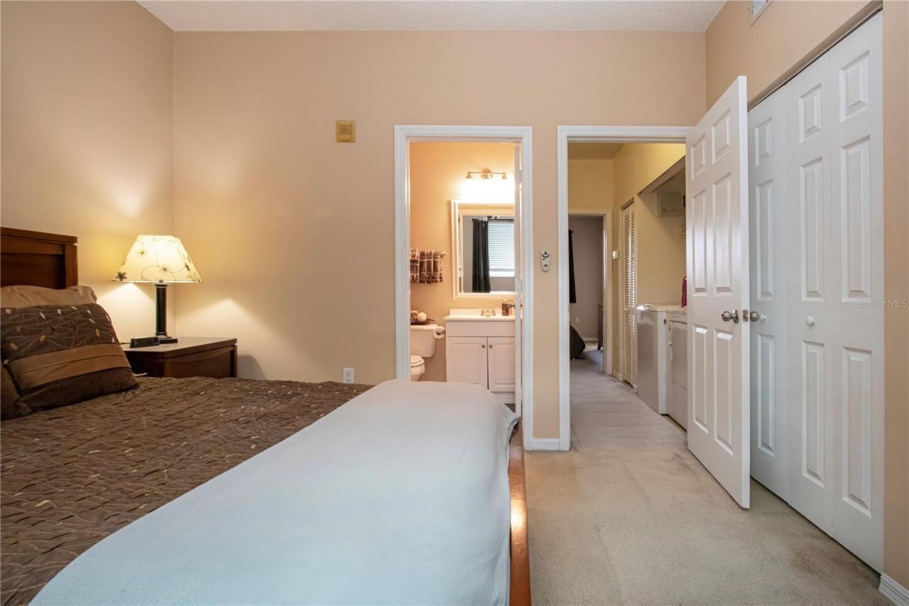 5711 Bentgrass Drive, Unit 19-202, Sarasota, FL 34235 Photo