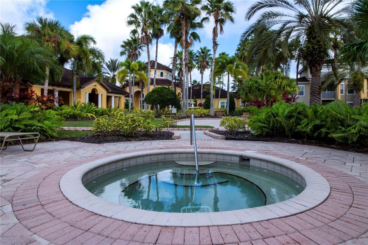 5711 Bentgrass Drive, Unit 19-202, Sarasota, FL 34235 Photo