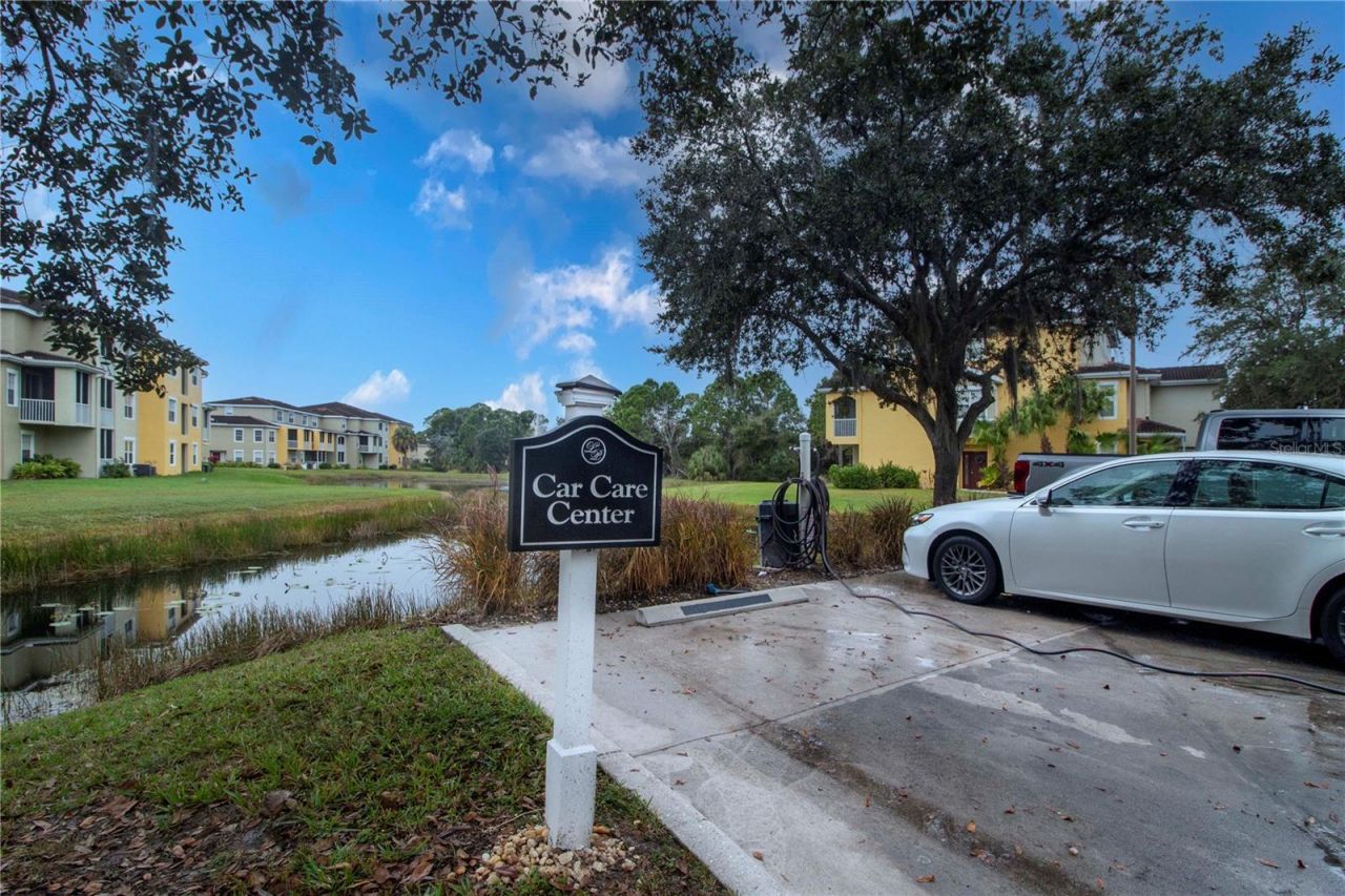 5711 Bentgrass Drive, Unit 19-202, Sarasota, FL 34235 Photo