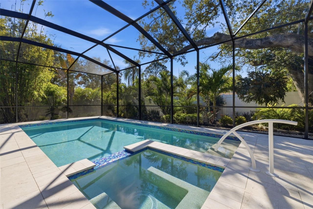 639 43rd Avenue N, Saint Petersburg, FL 33703 Photo