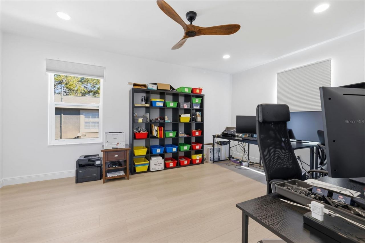 639 43rd Avenue N, Saint Petersburg, FL 33703 Photo