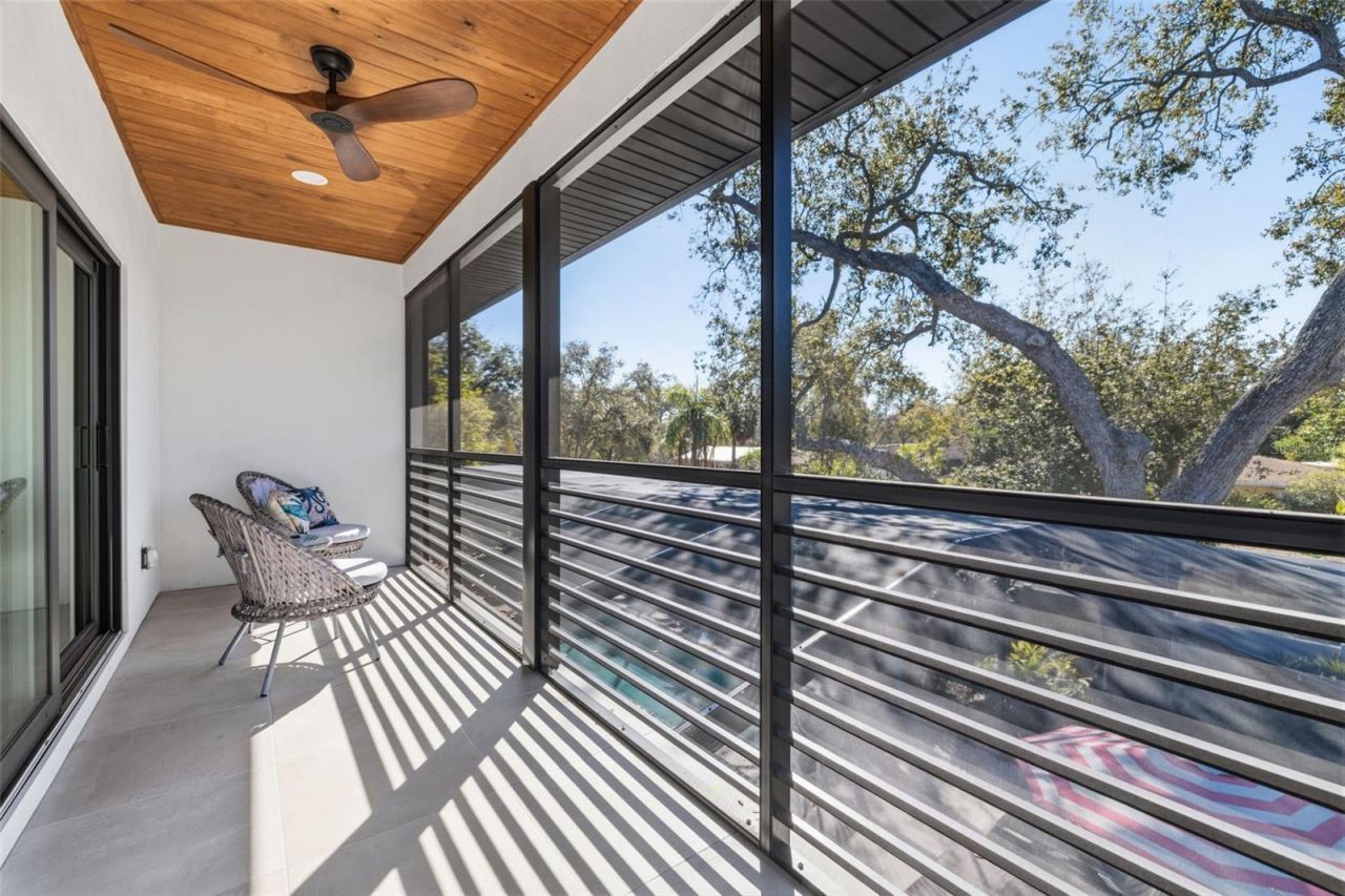 639 43rd Avenue N, Saint Petersburg, FL 33703 Photo