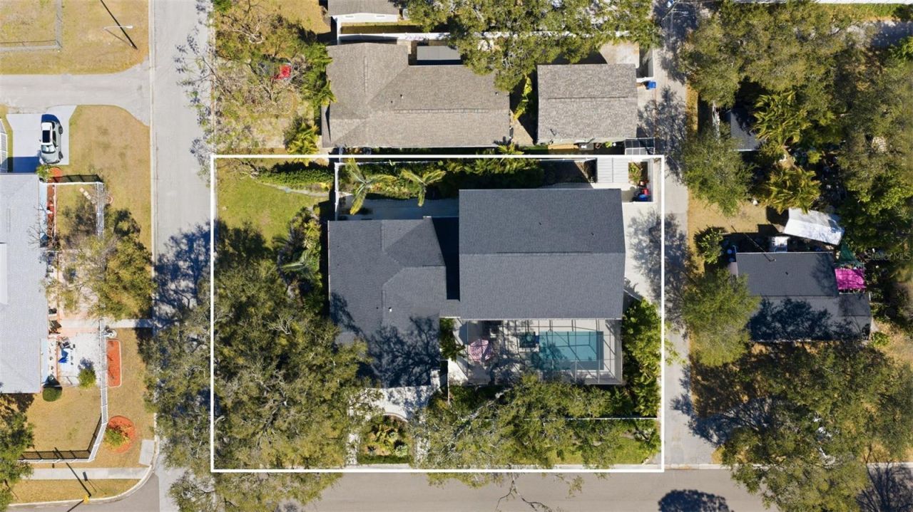 639 43rd Avenue N, Saint Petersburg, FL 33703 Photo