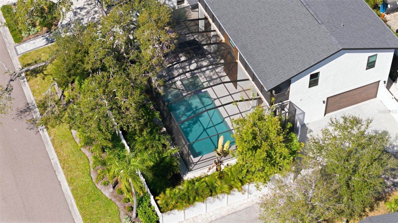 639 43rd Avenue N, Saint Petersburg, FL 33703 Photo