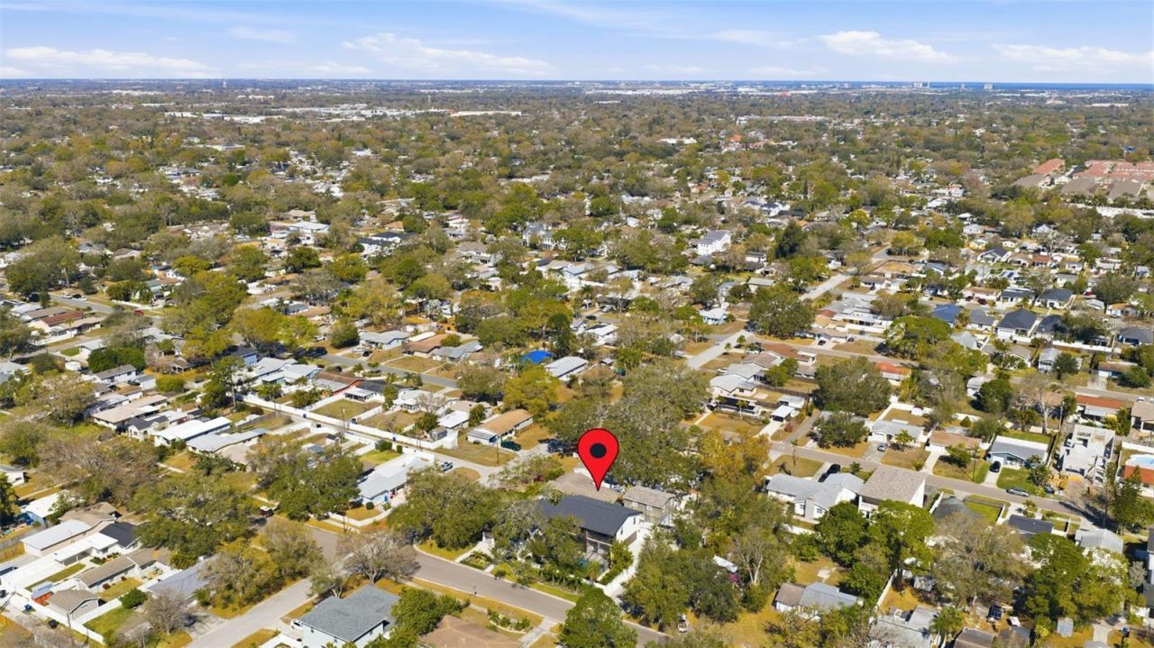 639 43rd Avenue N, Saint Petersburg, FL 33703 Photo