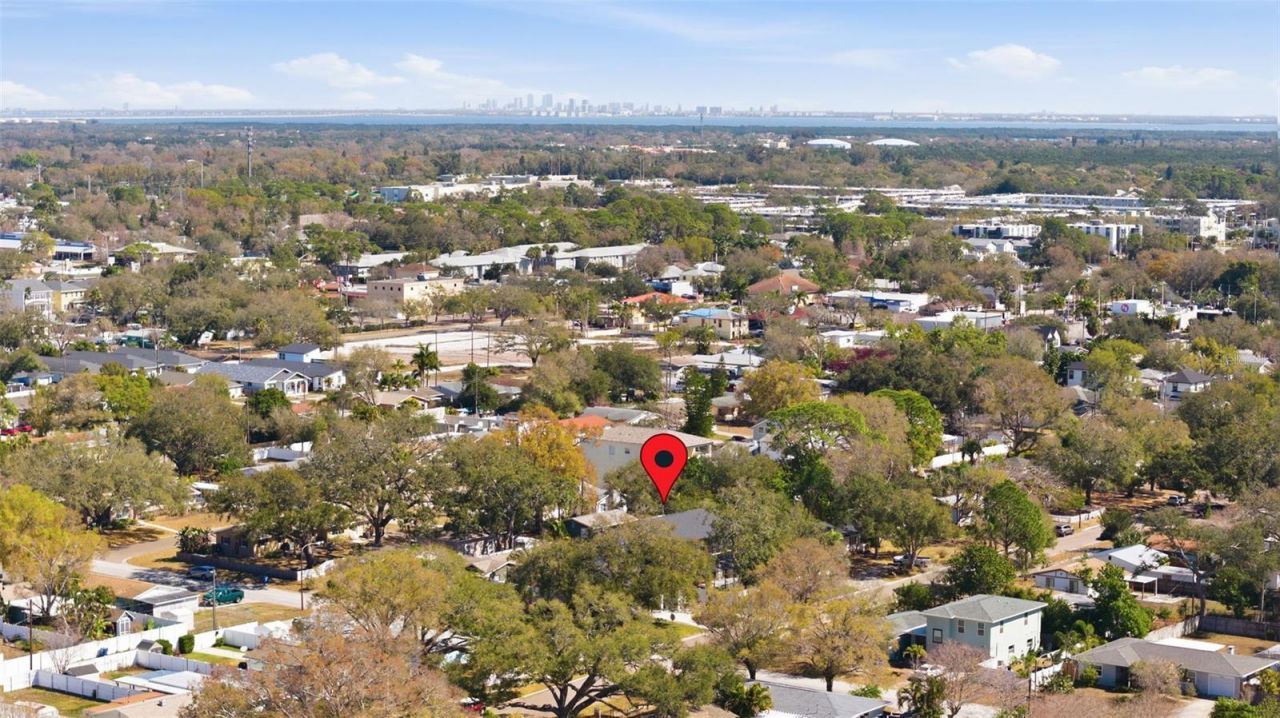 639 43rd Avenue N, Saint Petersburg, FL 33703 Photo