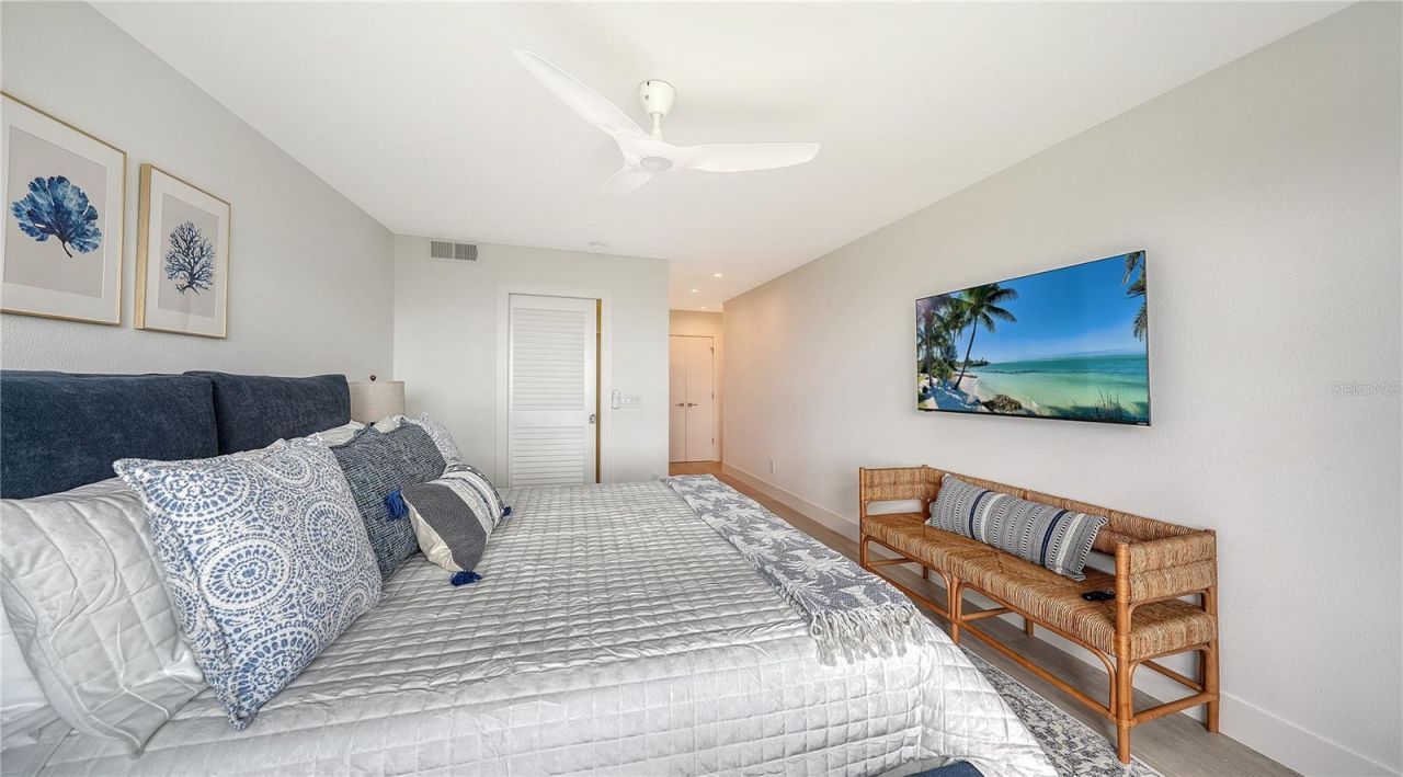 100 Sands Point Road, Unit 114, Longboat Key, FL 34228 Photo