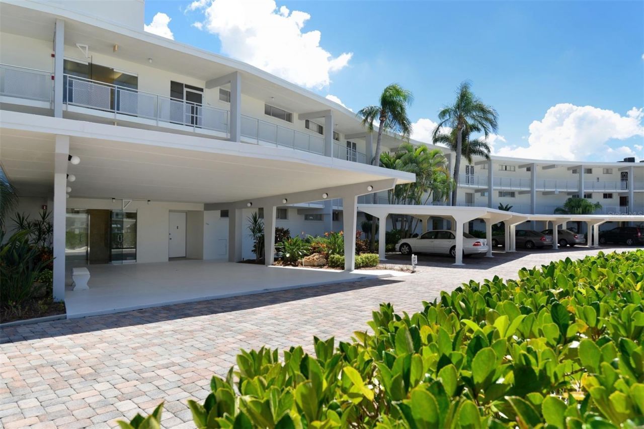 100 Sands Point Road, Unit 114, Longboat Key, FL 34228 Photo
