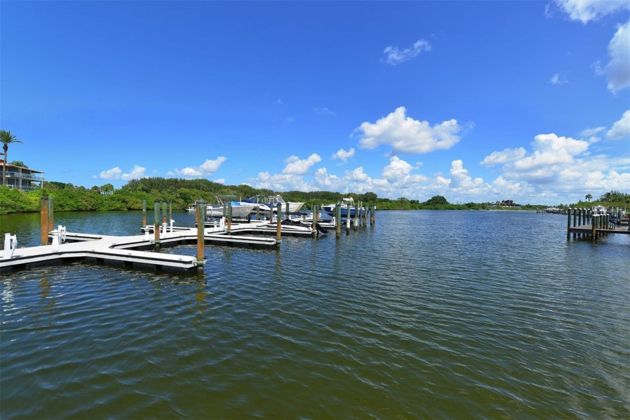 100 Sands Point Road, Unit 114, Longboat Key, FL 34228 Photo