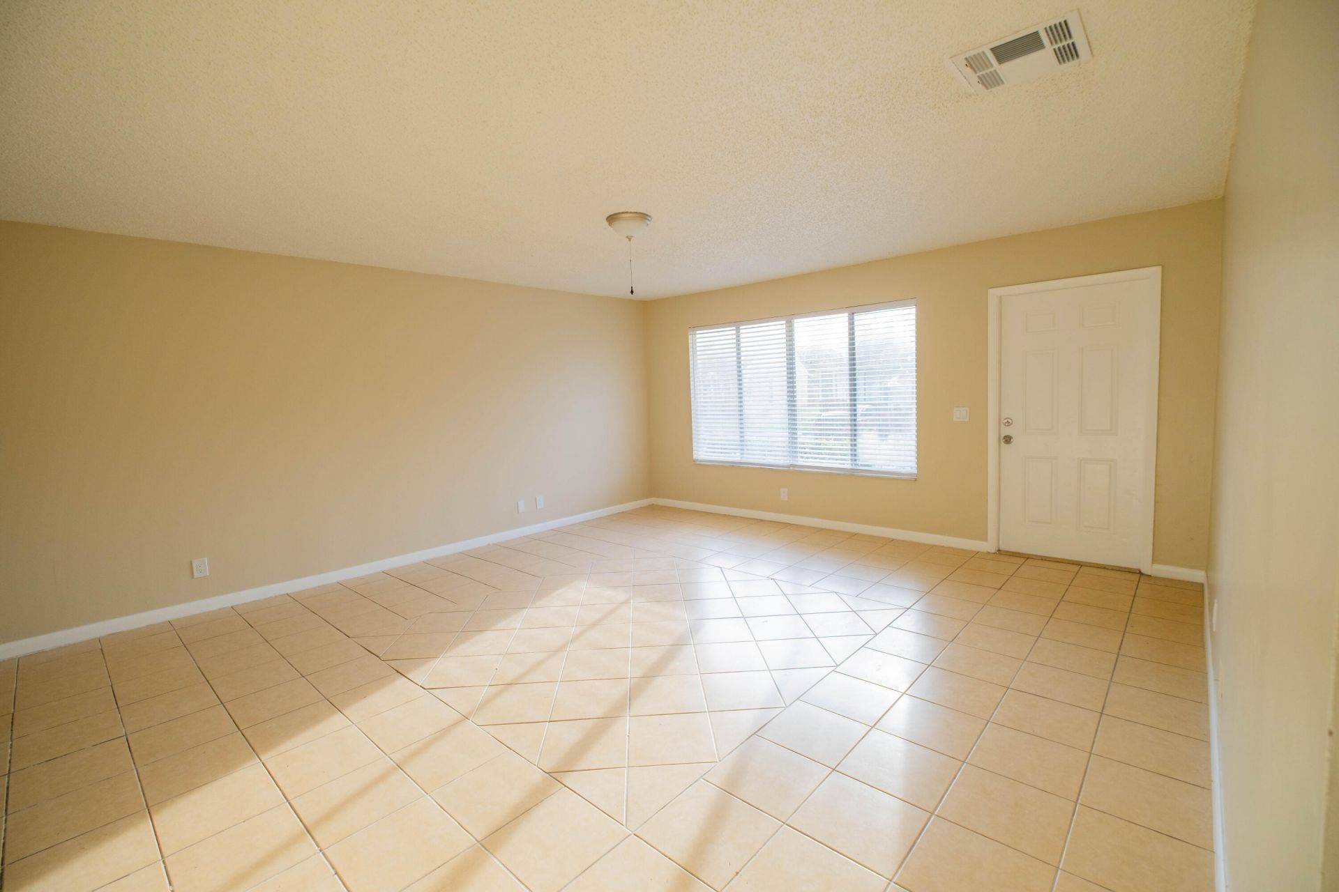 4763 Orleans Court, Unit C, West Palm Beach, FL 33415 Photo