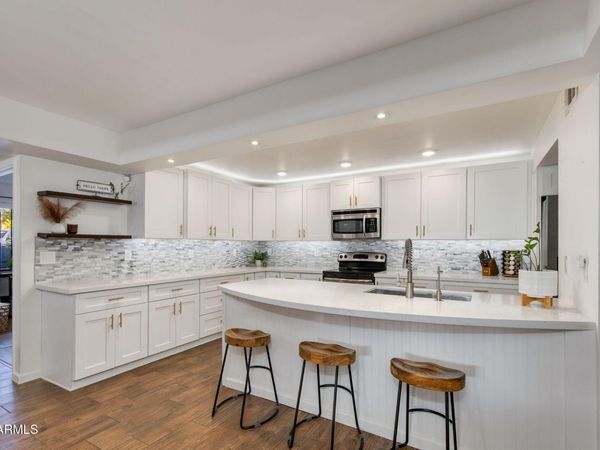 5132 N 31ST Way, Unit 116, Phoenix, AZ 85016