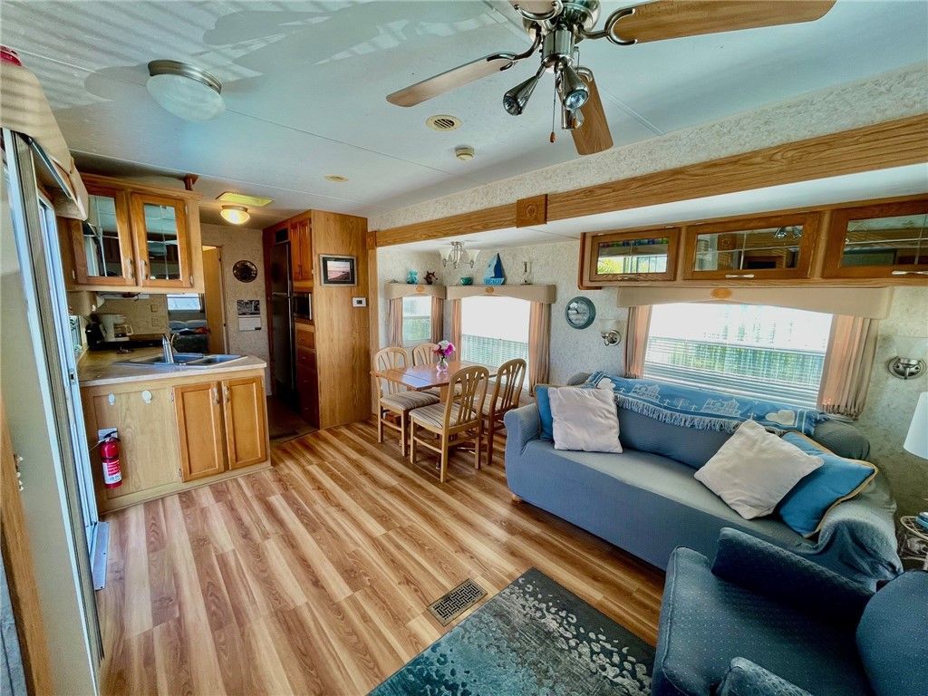 5288 Inlet Way, Hutchinson Island, FL 34949 Photo