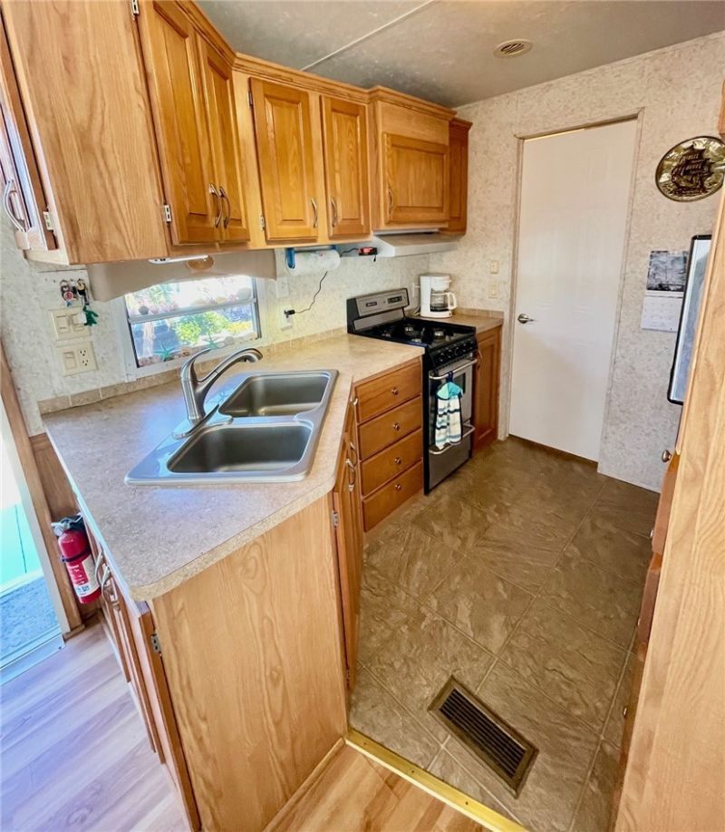 5288 Inlet Way, Hutchinson Island, FL 34949 Photo