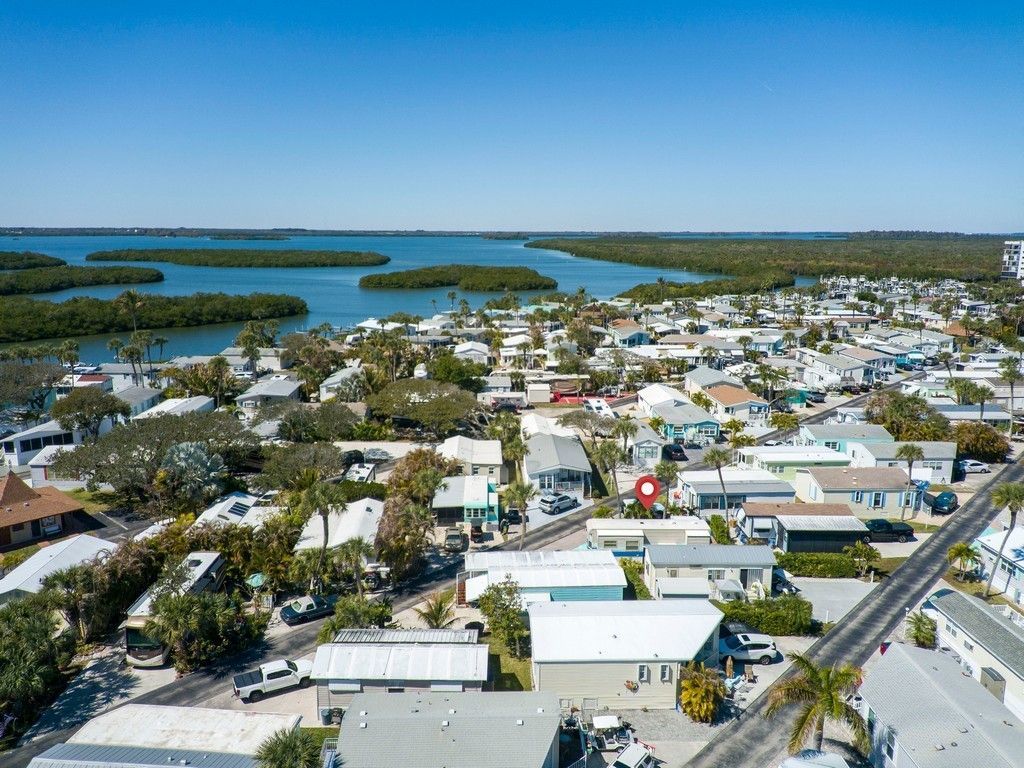 5288 Inlet Way, Hutchinson Island, FL 34949 Photo