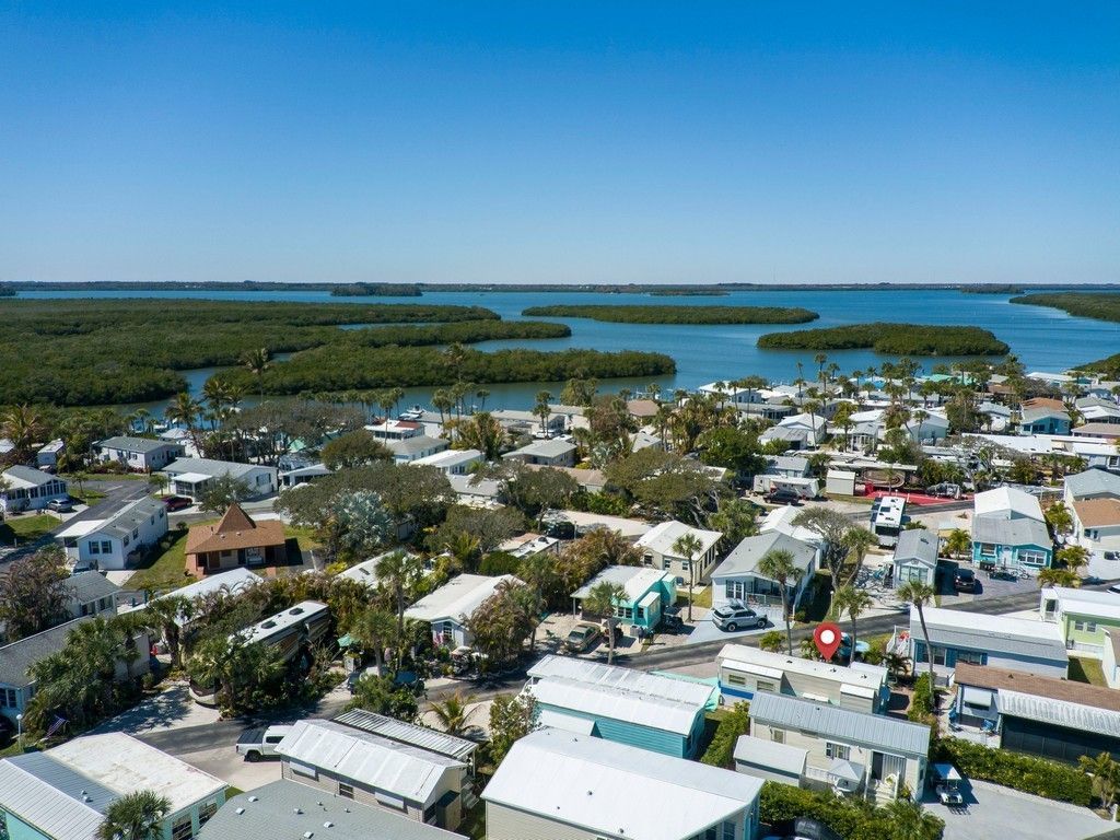 5288 Inlet Way, Hutchinson Island, FL 34949 Photo