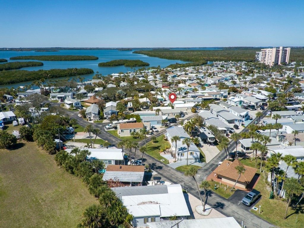 5288 Inlet Way, Hutchinson Island, FL 34949 Photo