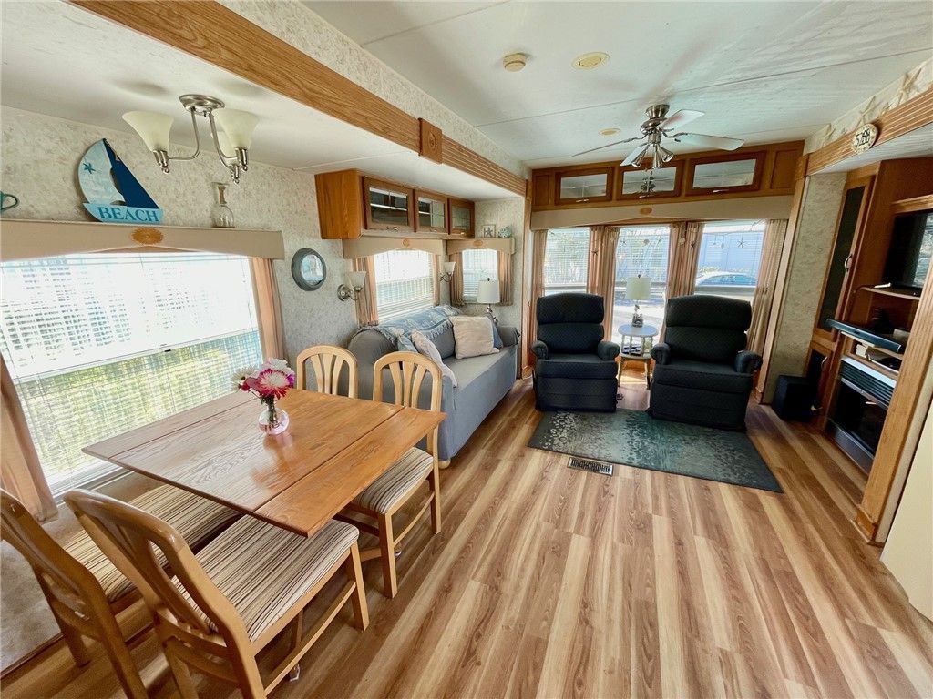 5288 Inlet Way, Hutchinson Island, FL 34949 Photo