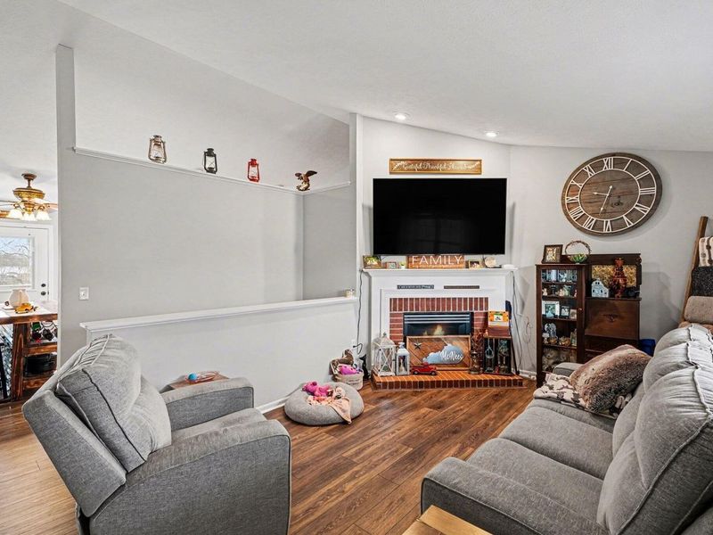 8780 Sentry Drive, Florence, KY 41042 Photo 3