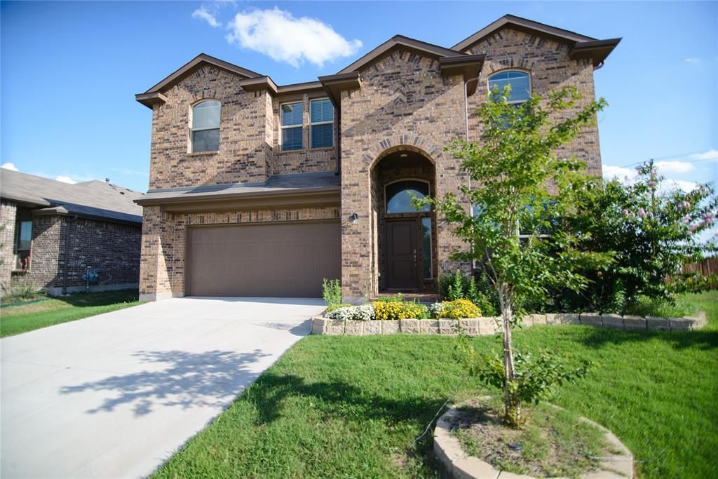 749 Cromane Road, Fort Worth, TX 76052 Main Photo