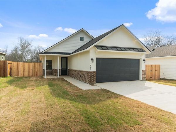410 Matthew Street, Hillsboro, TX 76645