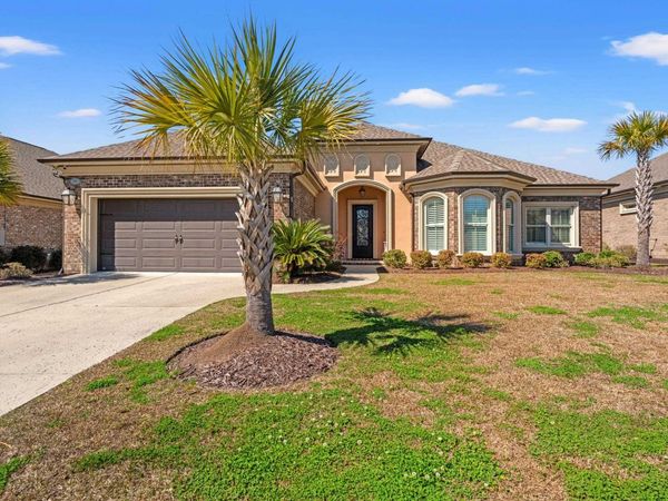 328 Las Olas Dr., Myrtle Beach, SC 29577