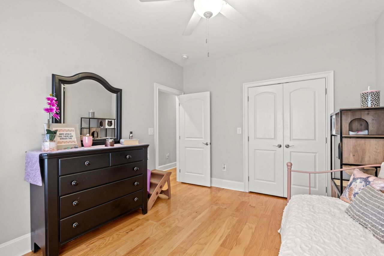 328 Las Olas Dr. Photo 25