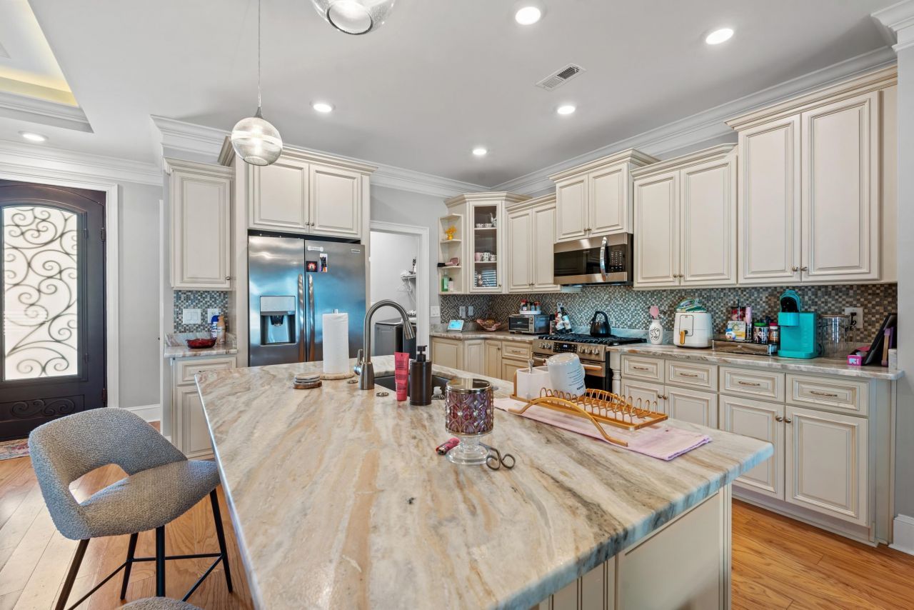 328 Las Olas Dr. Photo 9