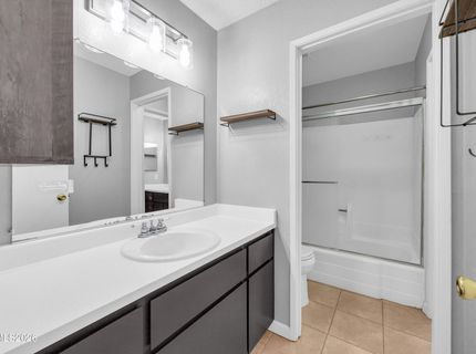 1045 Adrian Way, Sparks, NV 89431 Photo