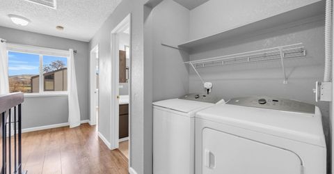 1045 Adrian Way, Sparks, NV 89431 Photo