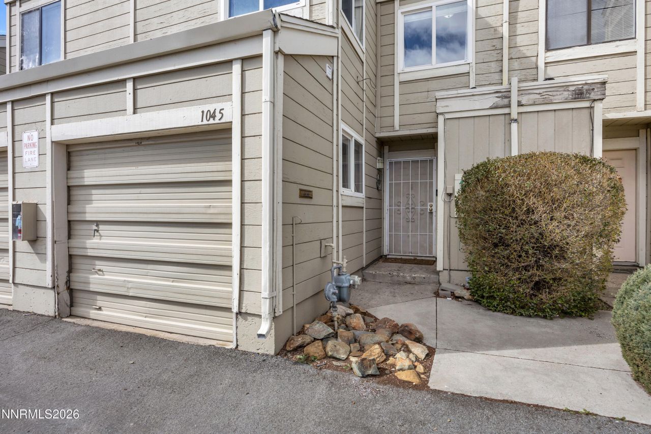 1045 Adrian Way, Sparks, NV 89431 Photo