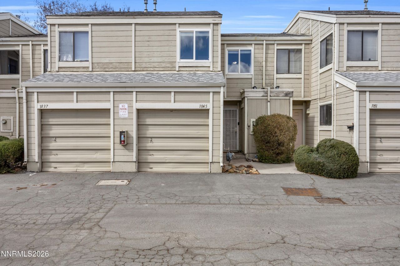 1045 Adrian Way, Sparks, NV 89431 Photo