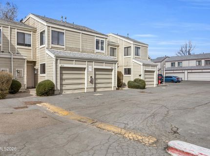 1045 Adrian Way, Sparks, NV 89431 Photo