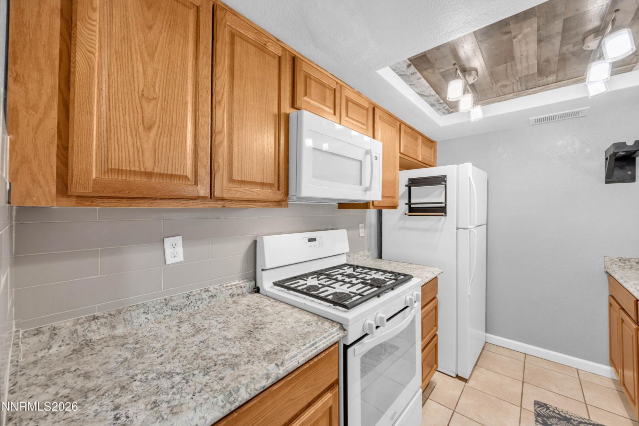 1045 Adrian Way, Sparks, NV 89431 Photo