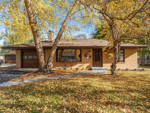 9523 10th Avenue S, Bloomington, MN 55420