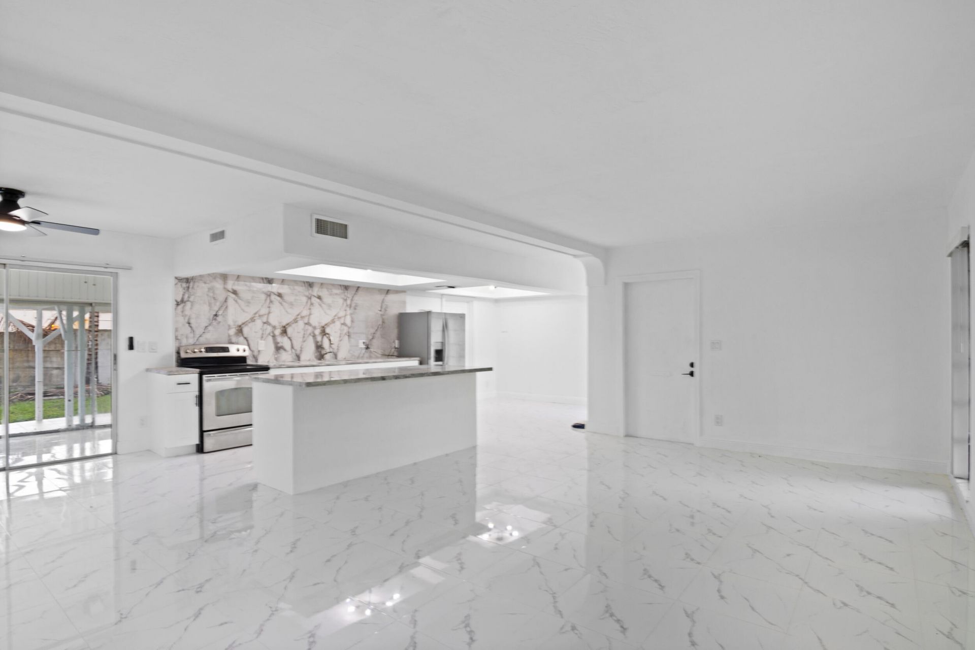 7109 NW 68th Street, Tamarac, FL 33321 Photo
