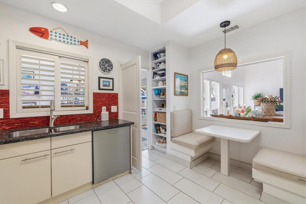 8365 Baytree Drive, Unit 8365, Vero Beach, FL 32963 Photo