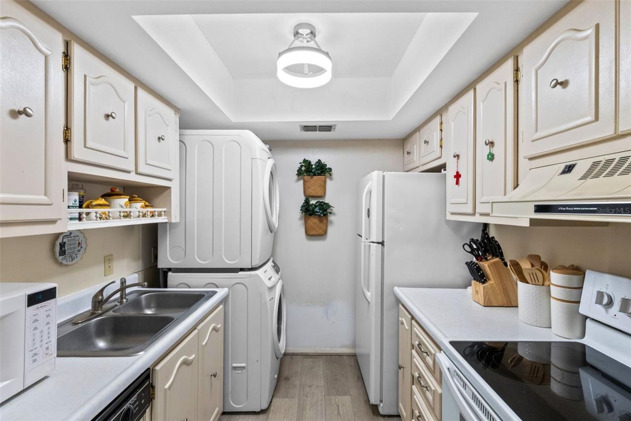 700 E Airport Boulevard , Unit E7, Sanford, FL 32773 Photo