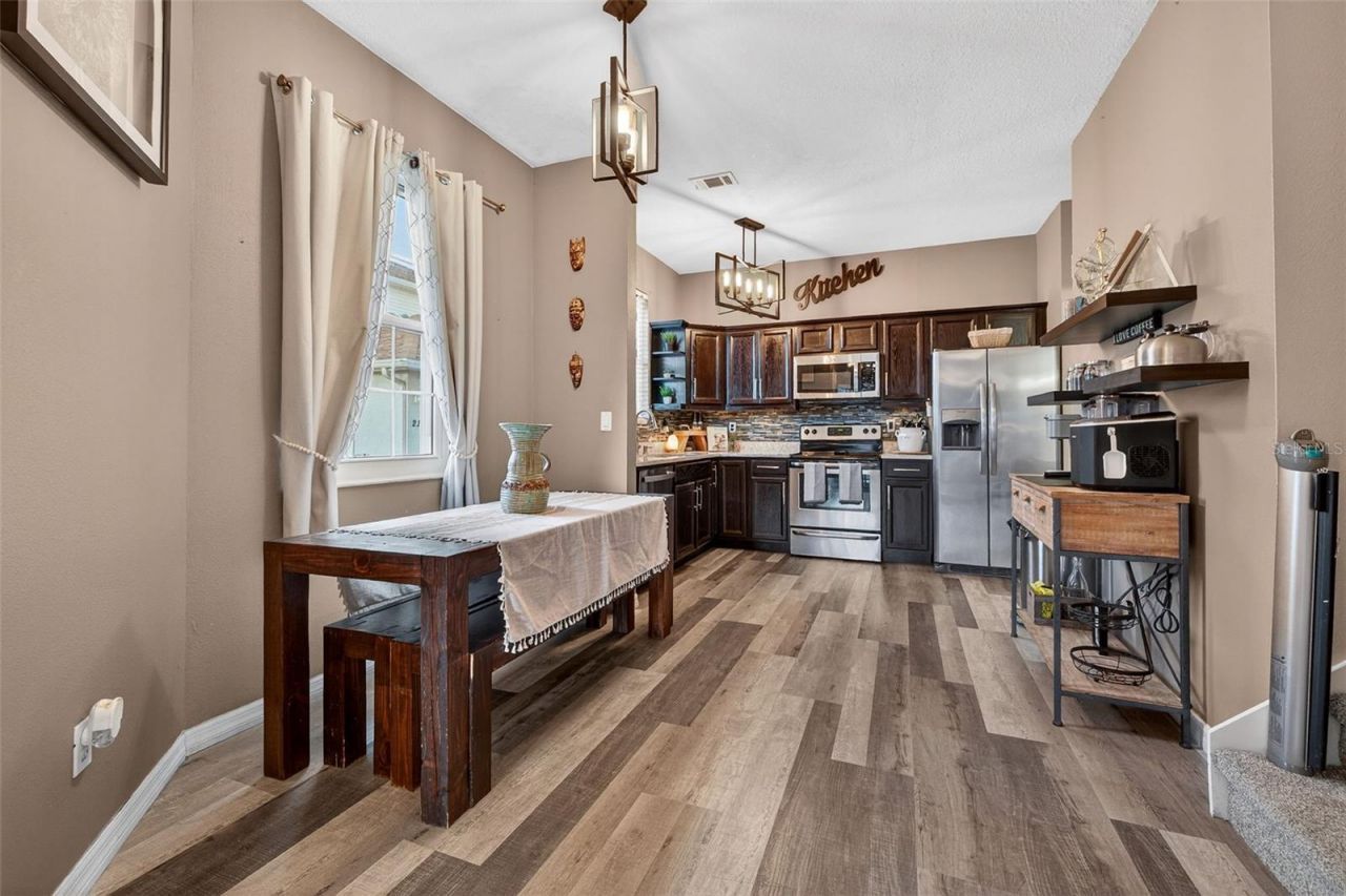 6400 46th Avenue N, Unit 20, Kenneth City, FL 33709 Photo