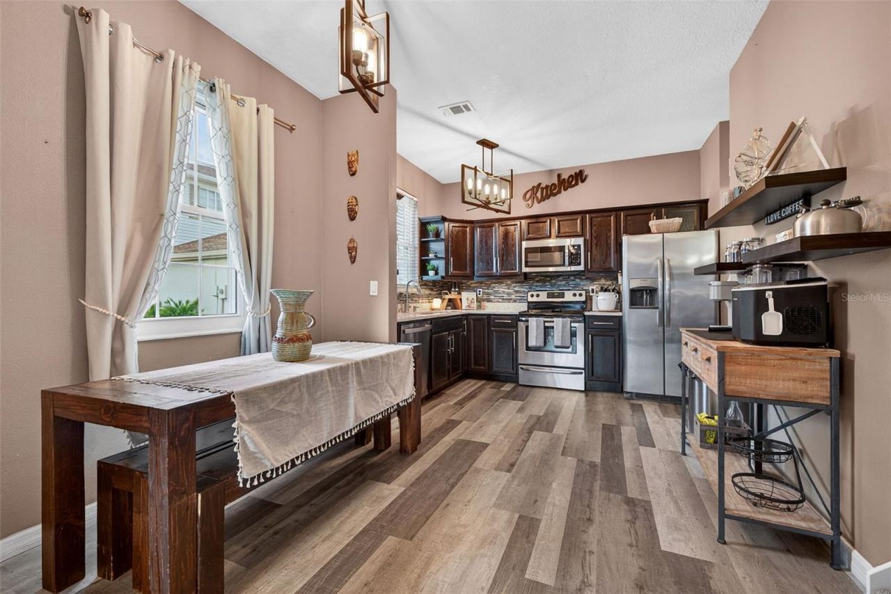 6400 46th Avenue N, Unit 20, Kenneth City, FL 33709 Photo