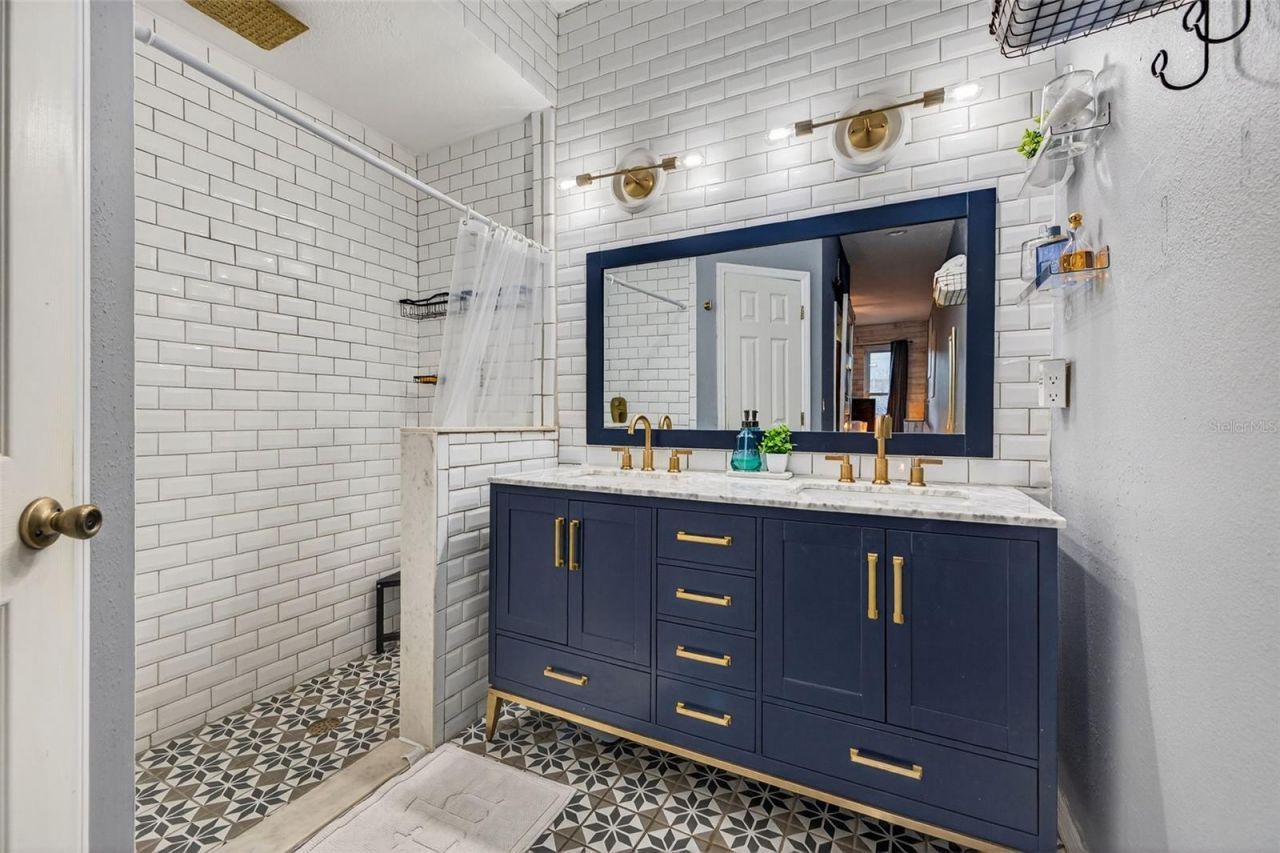 6400 46th Avenue N, Unit 20, Kenneth City, FL 33709 Photo