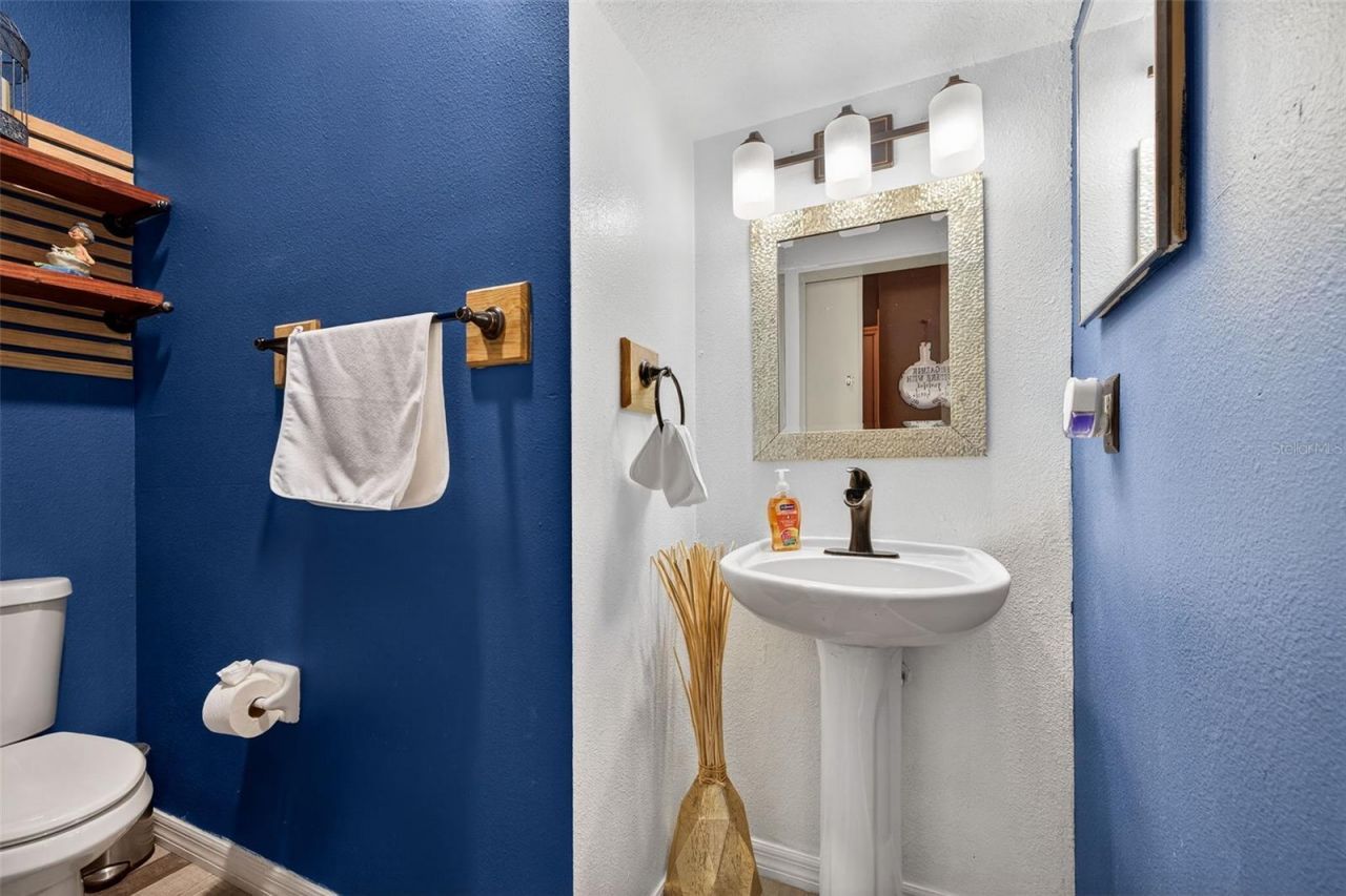 6400 46th Avenue N, Unit 20, Kenneth City, FL 33709 Photo