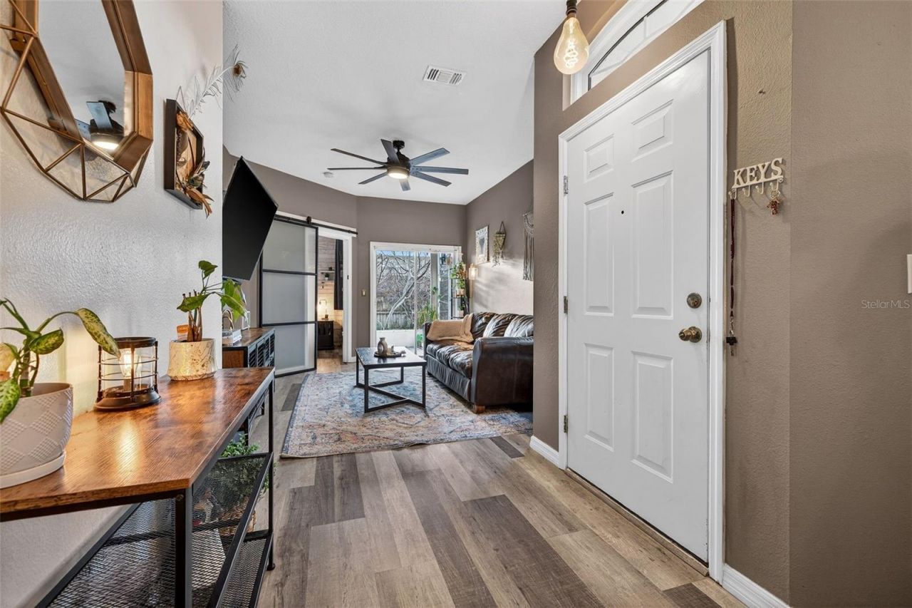 6400 46th Avenue N, Unit 20, Kenneth City, FL 33709 Photo