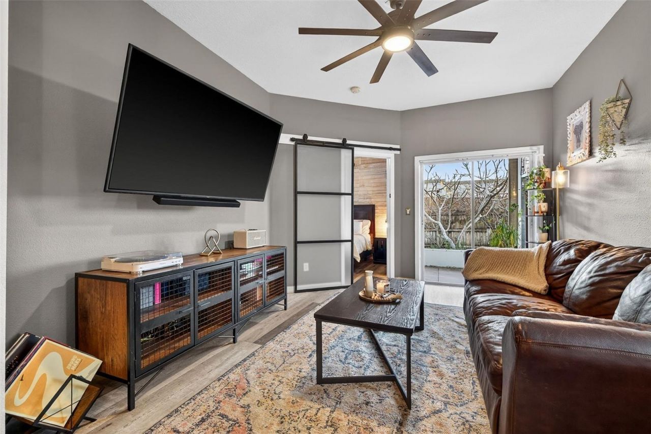 6400 46th Avenue N, Unit 20, Kenneth City, FL 33709 Photo