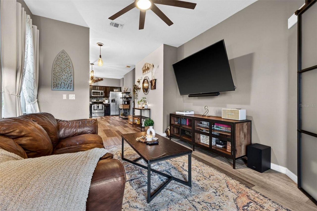 6400 46th Avenue N, Unit 20, Kenneth City, FL 33709 Photo