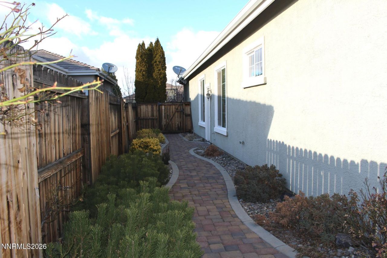 1588 Gemtown Court, Reno, NV 89521 Photo